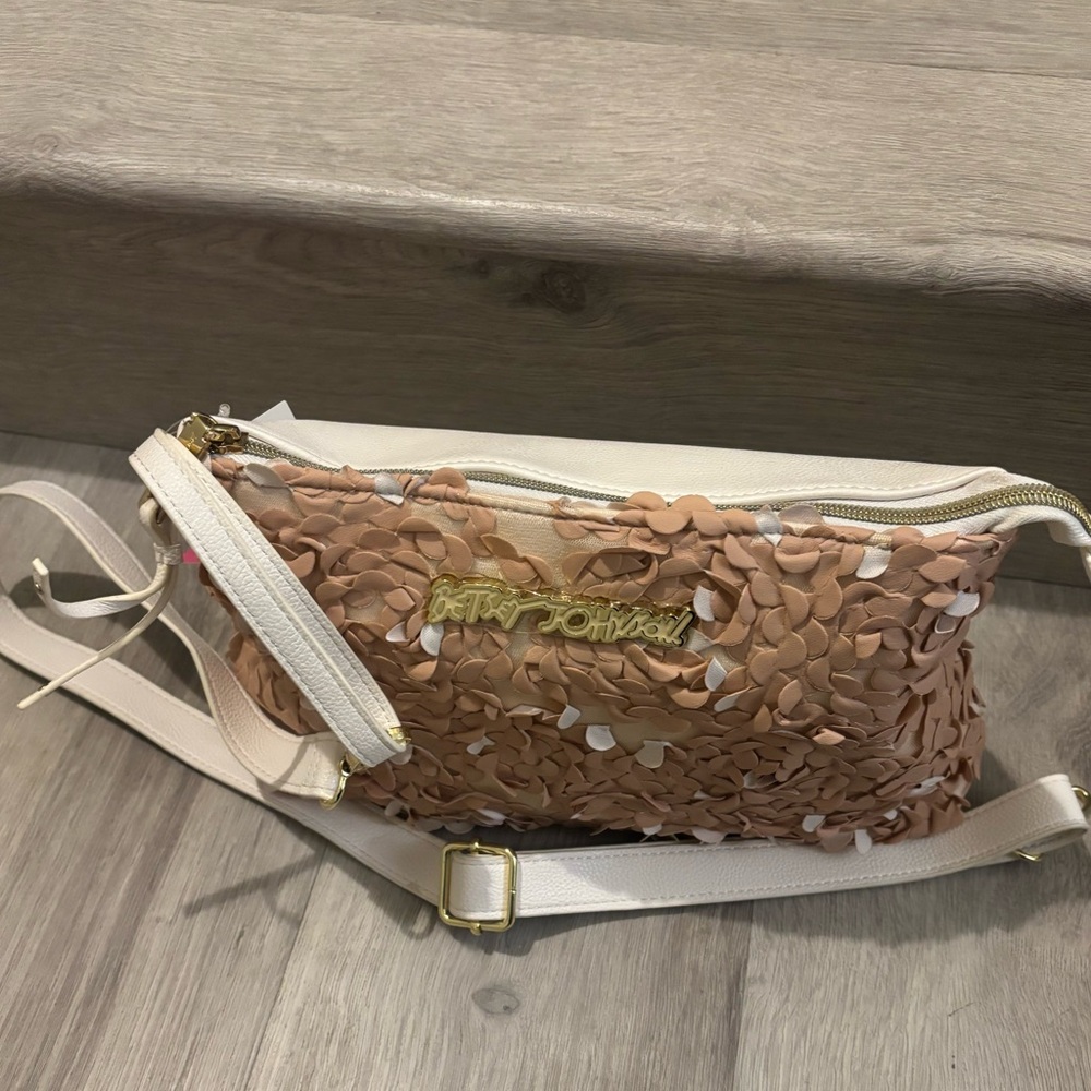 Betsey Johnson Peach Floral Appliqué Crossbody with White Strap - Picture 2 of 4